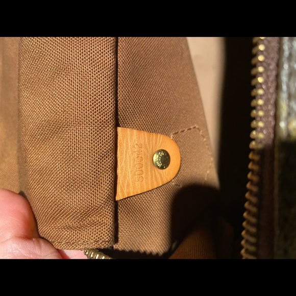 Purse - Picture 5 of 5